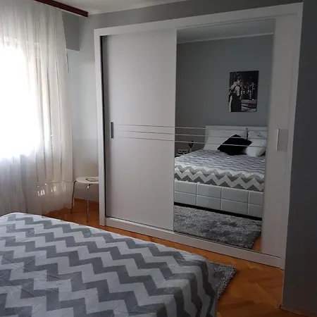 Toni Brodarica (Sibenik-Knin)