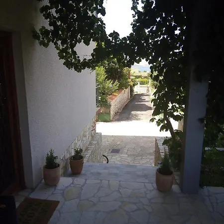 Apartment Toni Brodarica (Sibenik-Knin)