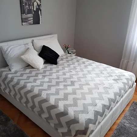 Toni Apartment *