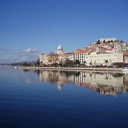 Apartment Toni Brodarica (Sibenik-Knin)